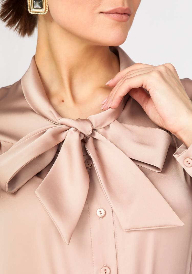 Блуза с декоративным бантом прямого силуэта шир.  750, рис. 5