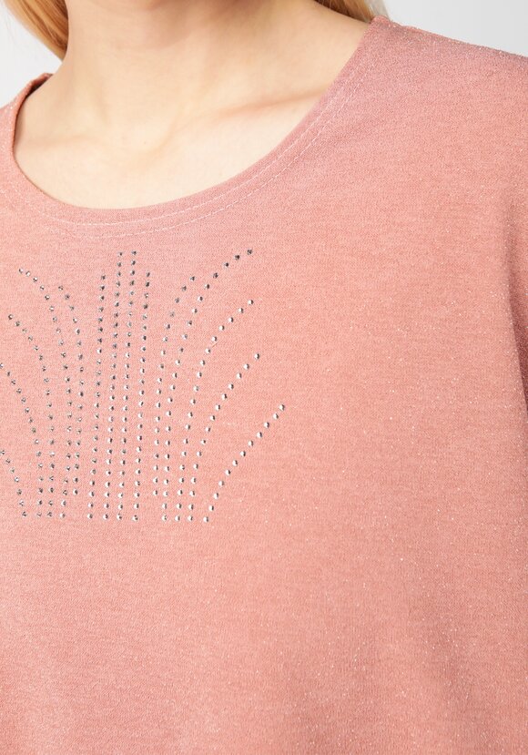 Блуза с метанитью и декором на груди шир.  580, рис. 25