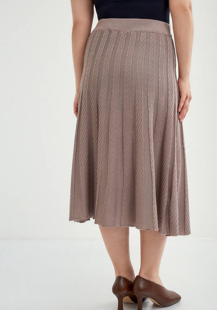 Юбка миди А-силуэта с переплетениями шир.  750, рис. 11