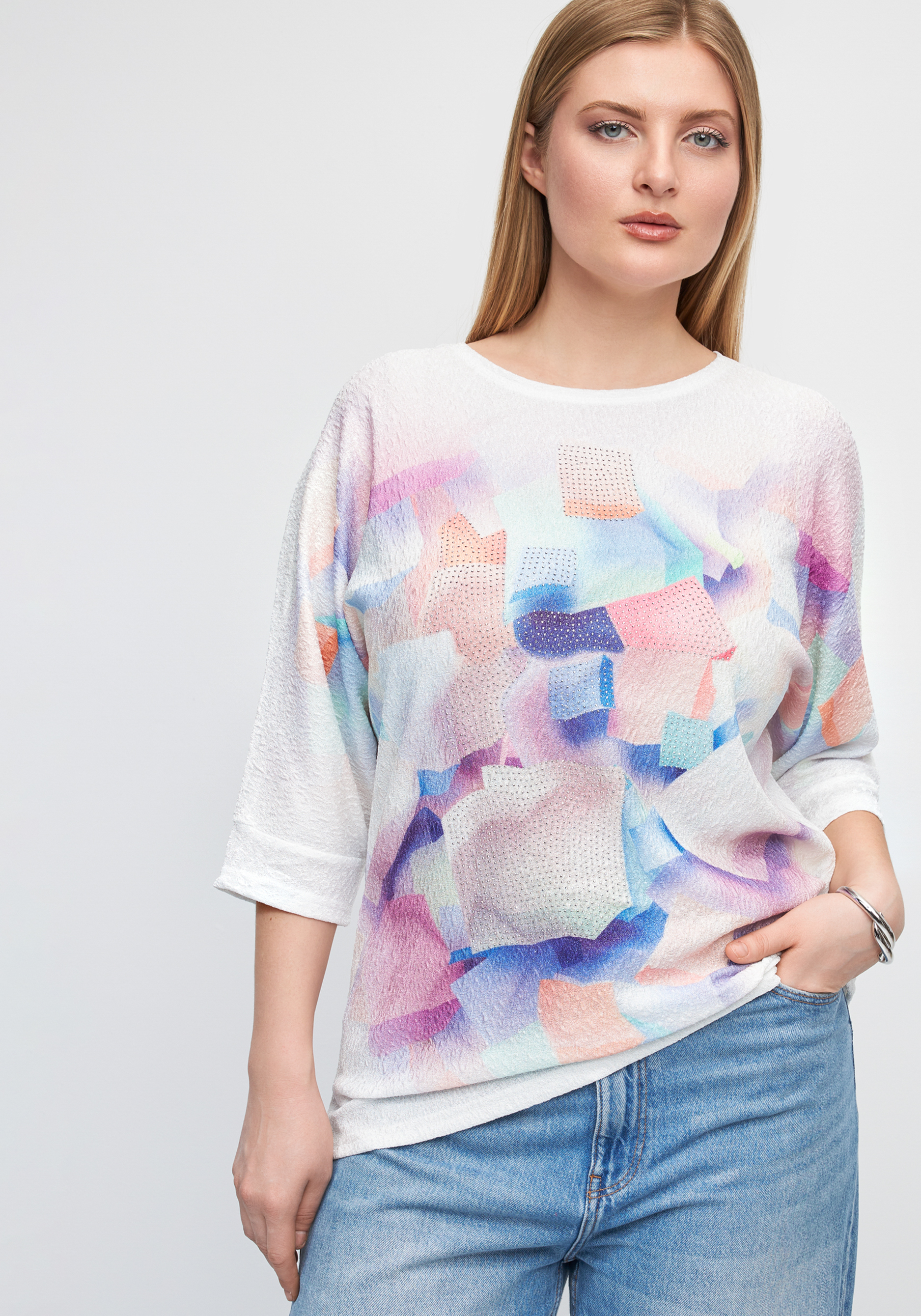 Блуза со стразами quotАмилия quot 2999₽