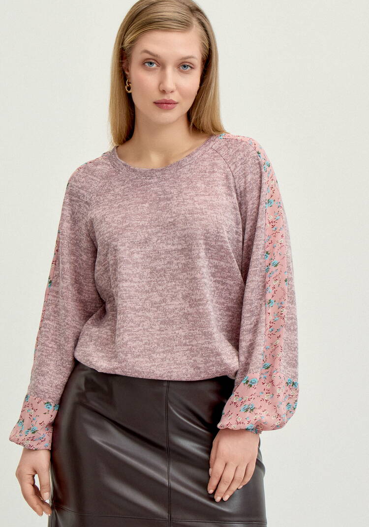 Джемпер с цветочными вставками по рукавам шир.  750, рис. 8