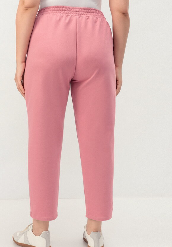 Комплект брючный с принтом на футболке шир.  580, рис. 19