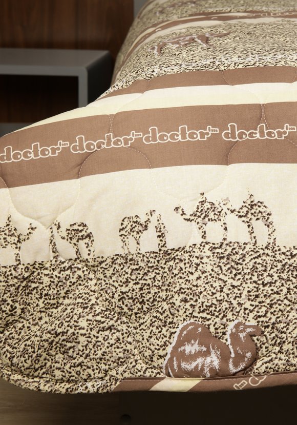 Одеяло из верблюжьей шерсти шир.  580, рис. 7