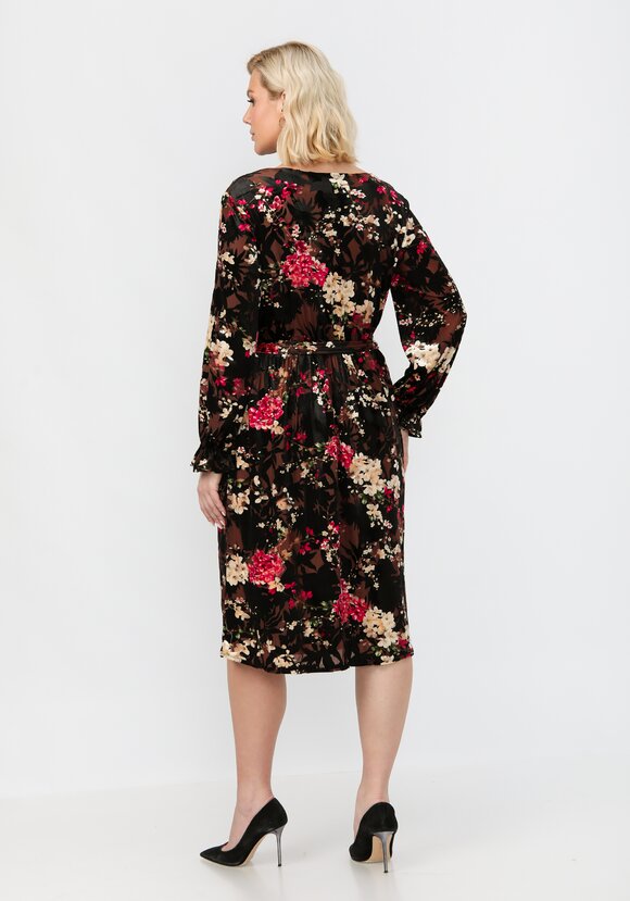 Платье А-силуэта из бархата шир.  580, рис. 3