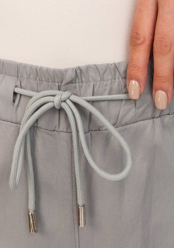 Брюки с боковыми карманами прямые шир.  580, рис. 11