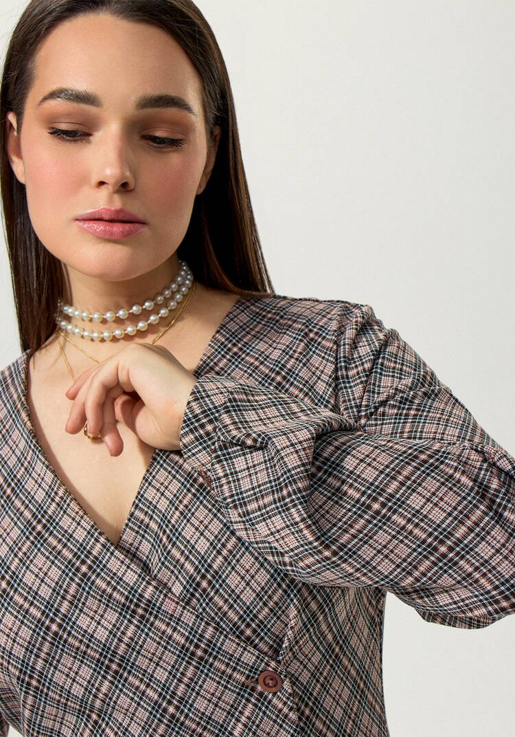 Платье в клетку прямого кроя на запах шир.  750, рис. 5