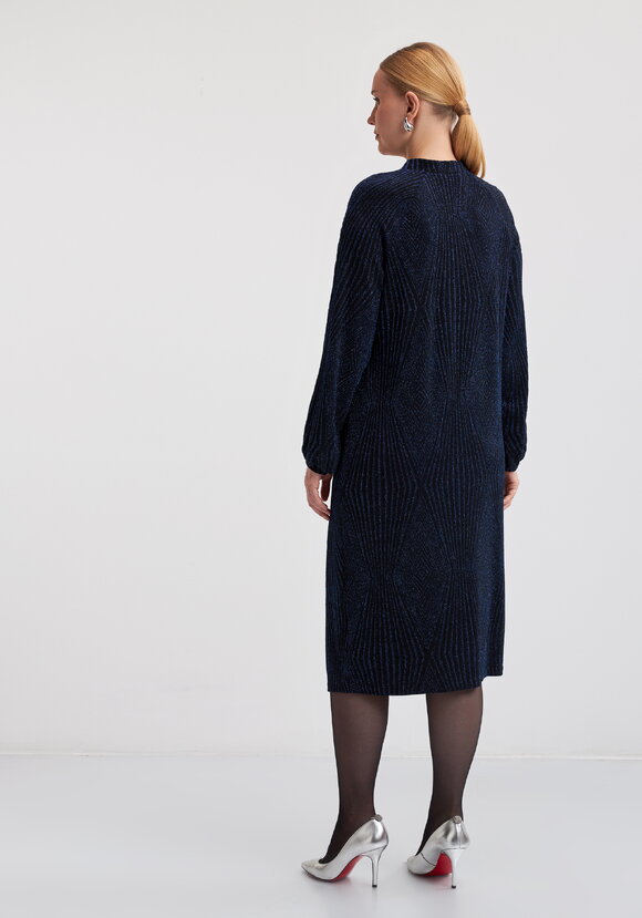 Платье трикотажное с бантом и люрексом шир.  580, рис. 9