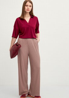 Брюки свободного кроя в рубчик