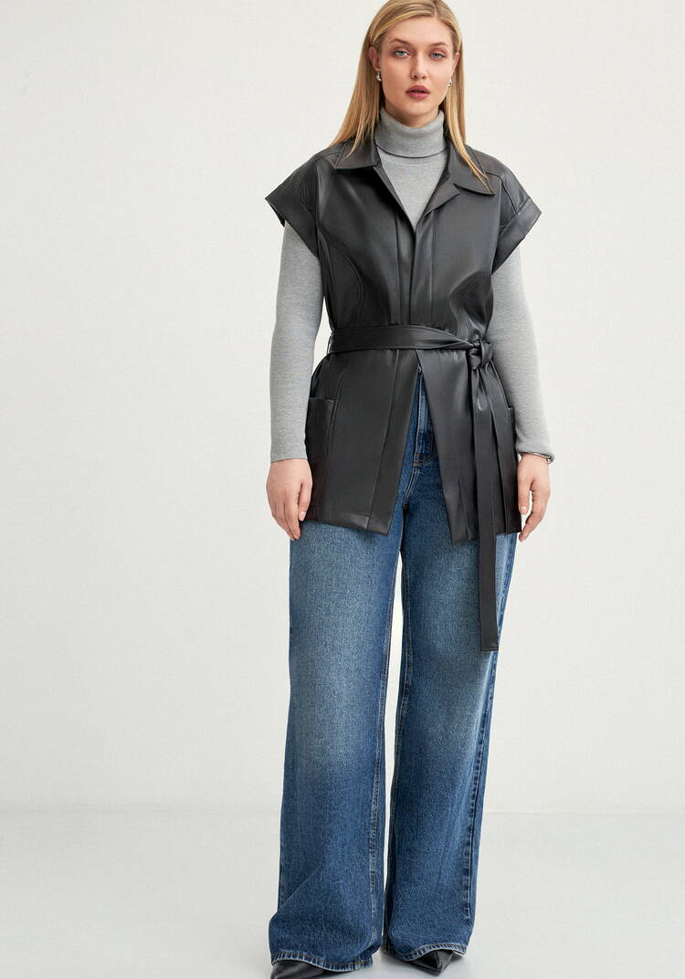 Жилет из эко-кожи на запах шир.  750, рис. 7