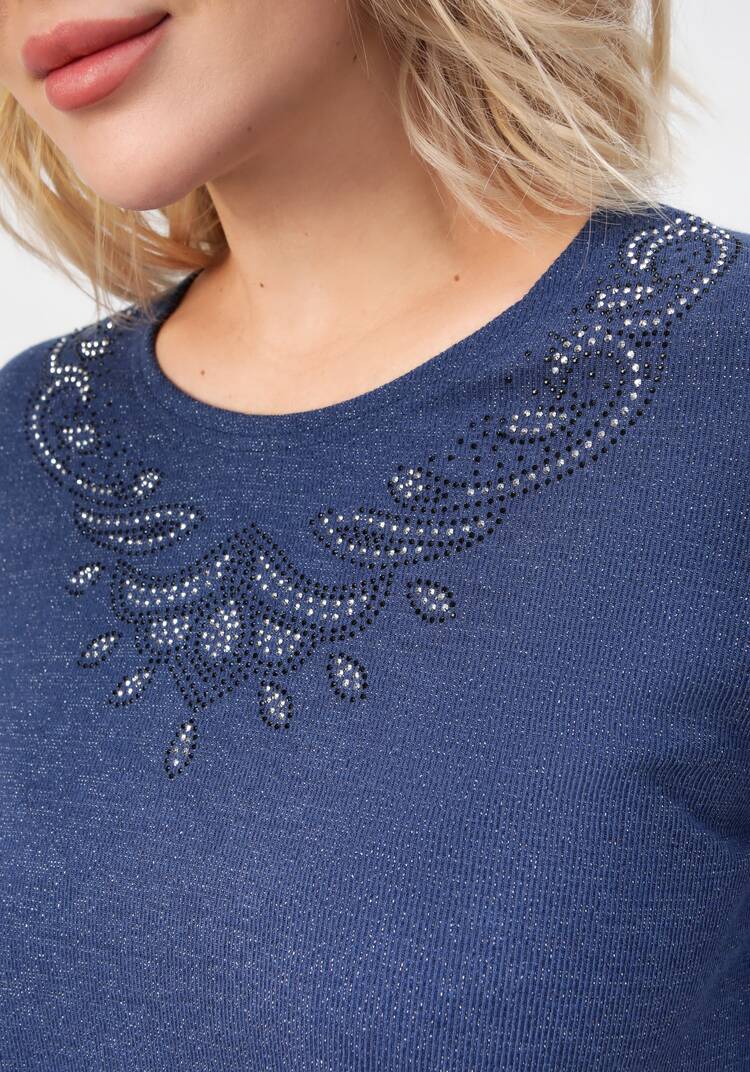 Блуза с декором из страз по горловине шир.  750, рис. 18