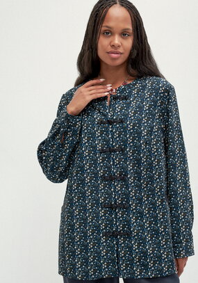 Блуза с оригинальными застежками