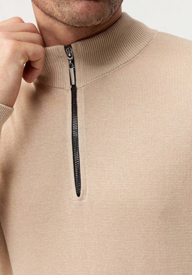 Джемпер с воротником-стойкой на молнии шир.  750, рис. 22