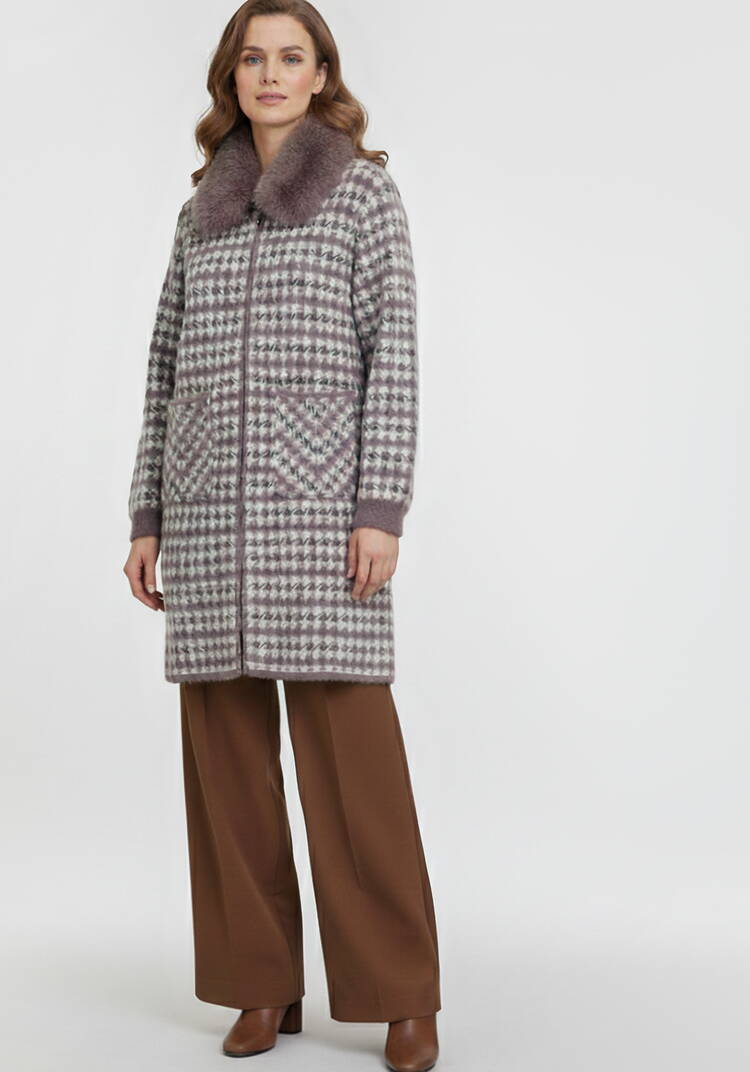 Пальто с отстегивающимся мехом шир.  750, рис. 1