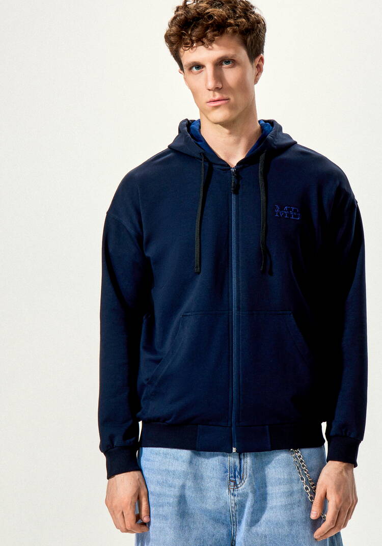 Толстовка с вышивкой шир.  750, рис. 4