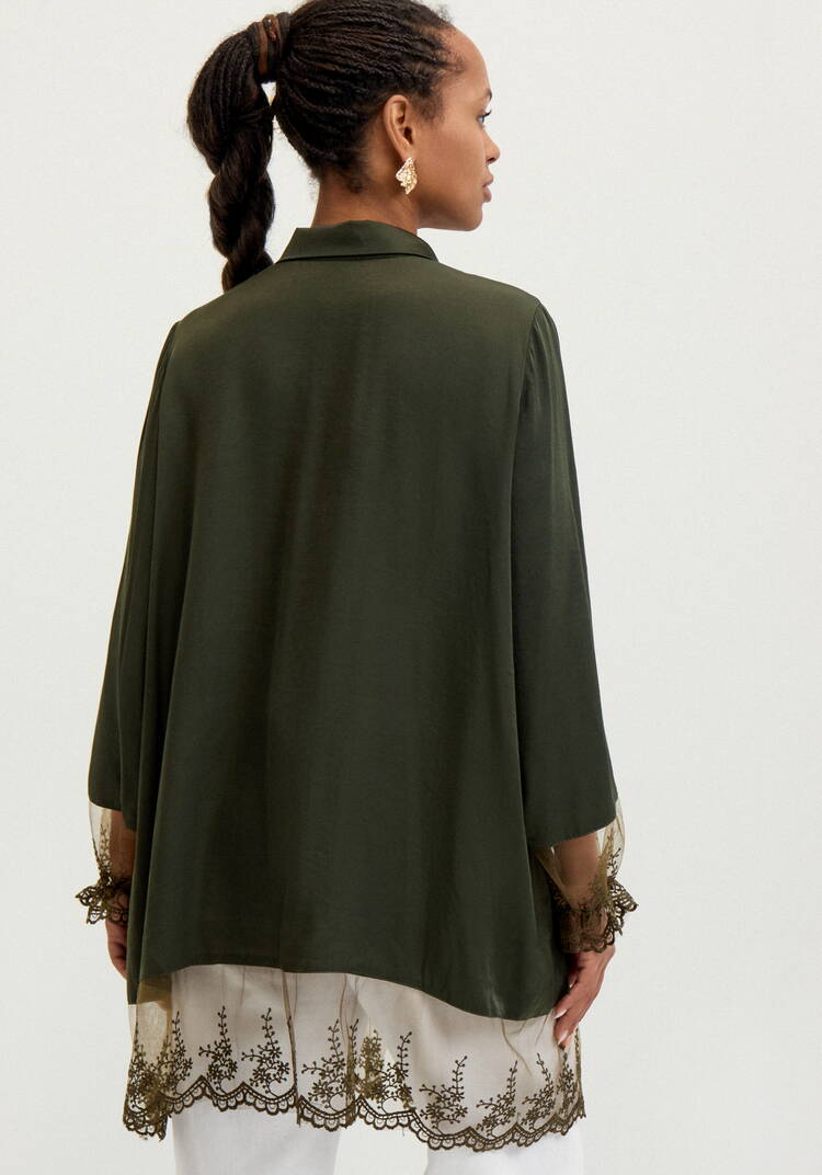 Туника с кружевом на пуговицах шир.  750, рис. 11