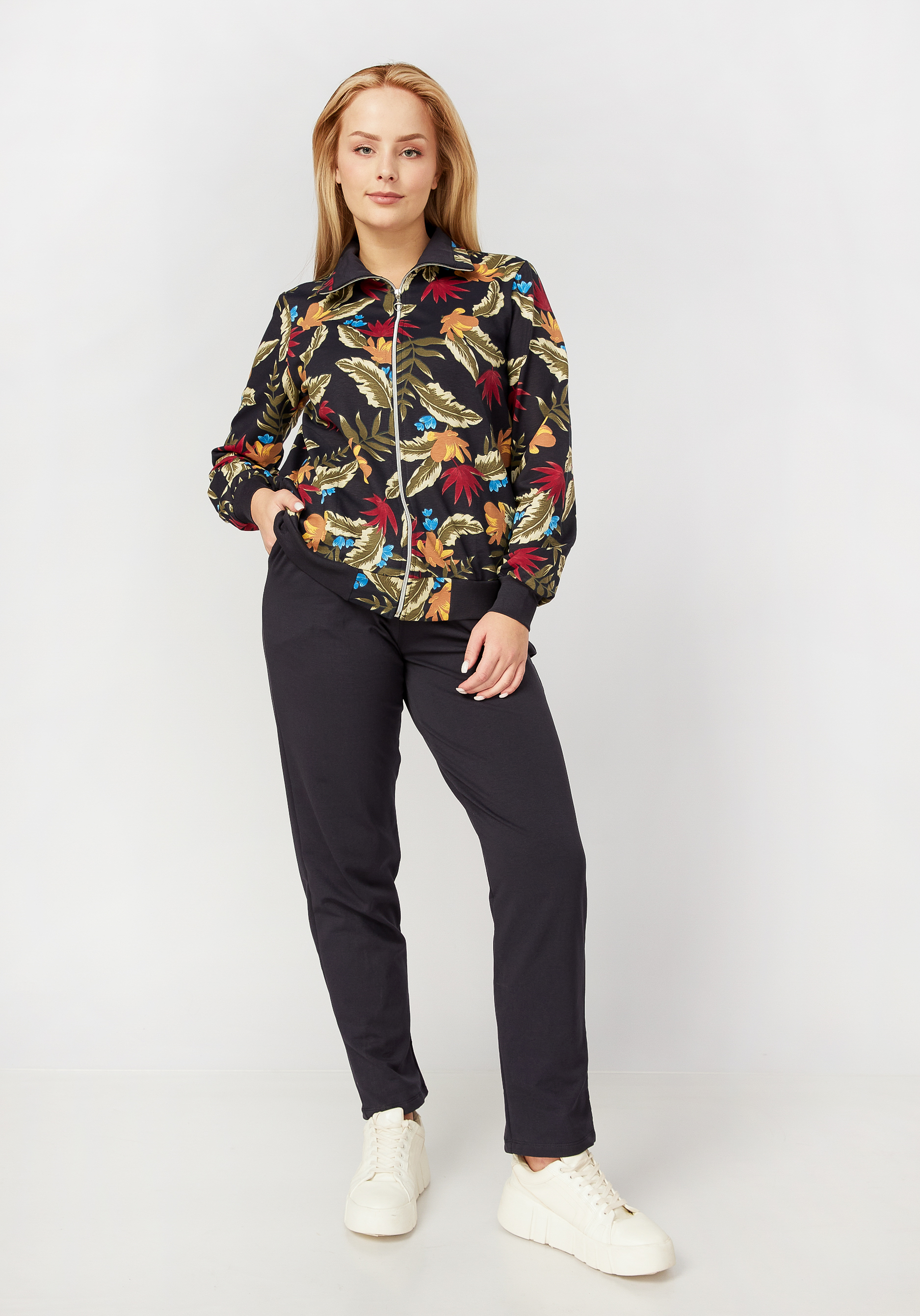 

Костюм спортивный "Соландж", Черный