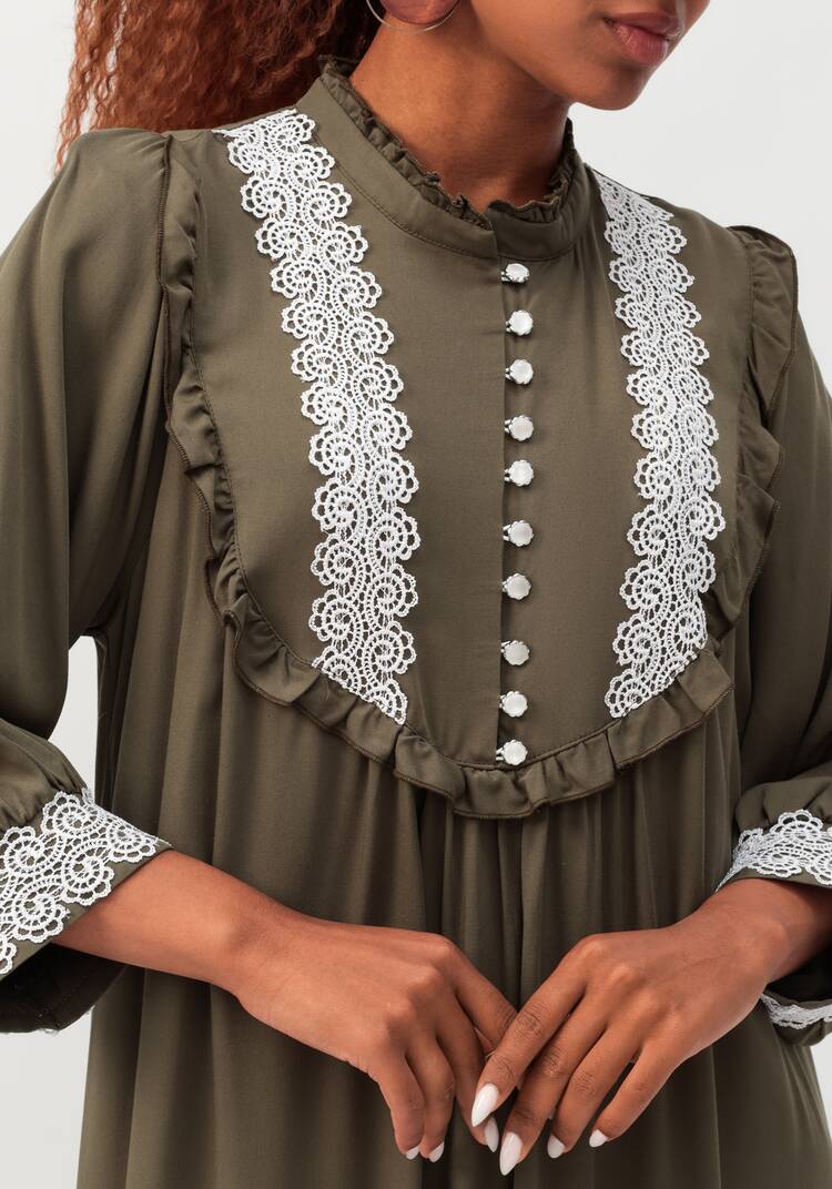 Платье с воротником-стойкой и кружевом шир.  750, рис. 5