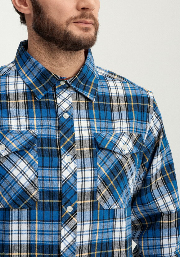 Рубашка в клетку с нагрудными карманами шир.  580, рис. 23