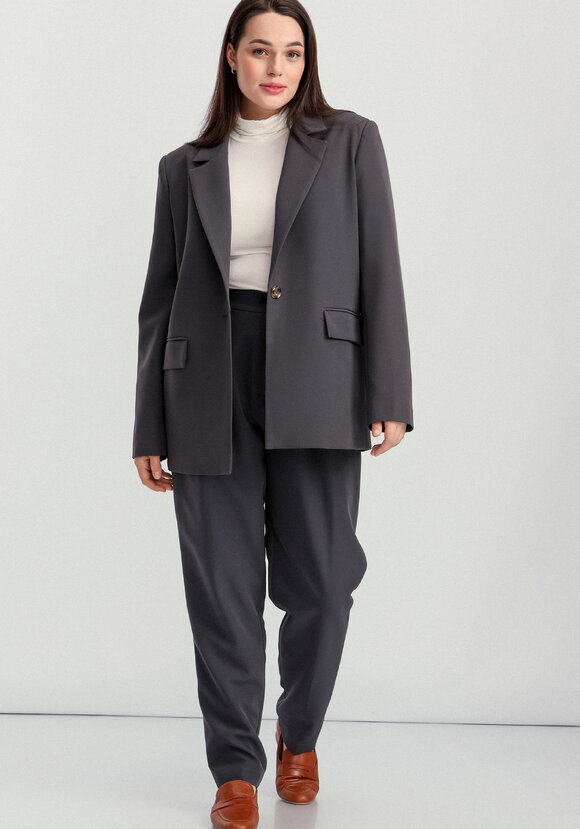 Пиджак однобортный на подкладке шир.  580, рис. 38