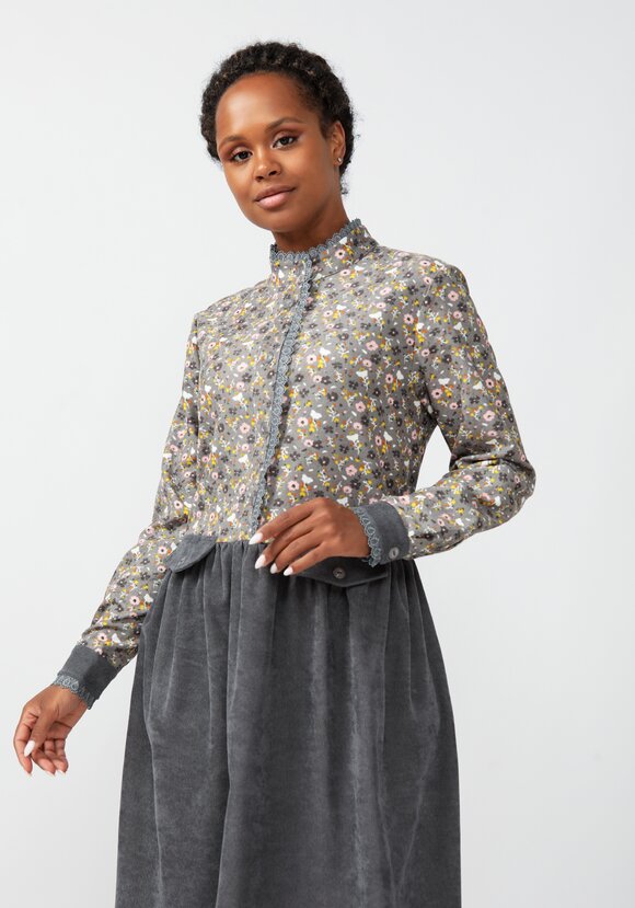 Платье из комбинированной вельветовой ткани шир.  580, рис. 11