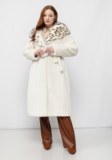 Шуба с леопардовым воротником