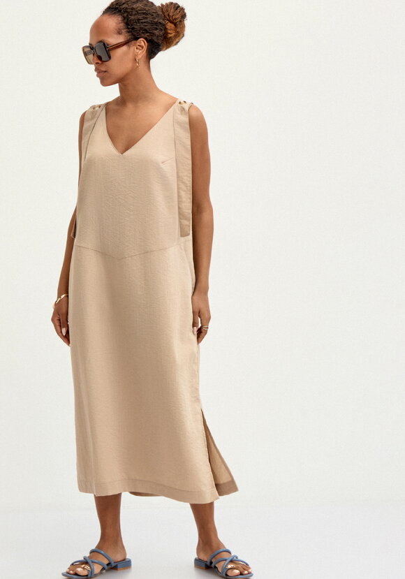 Сарафан изо льна шир.  580, рис. 17