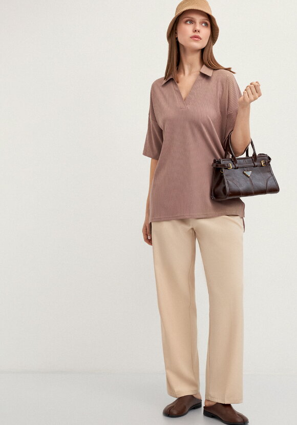 Поло с отложным воротником в рубчик шир.  580, рис. 34