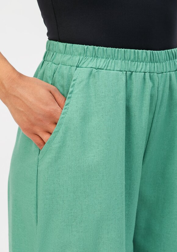 Брюки с декоративной планкой шир.  580, рис. 20