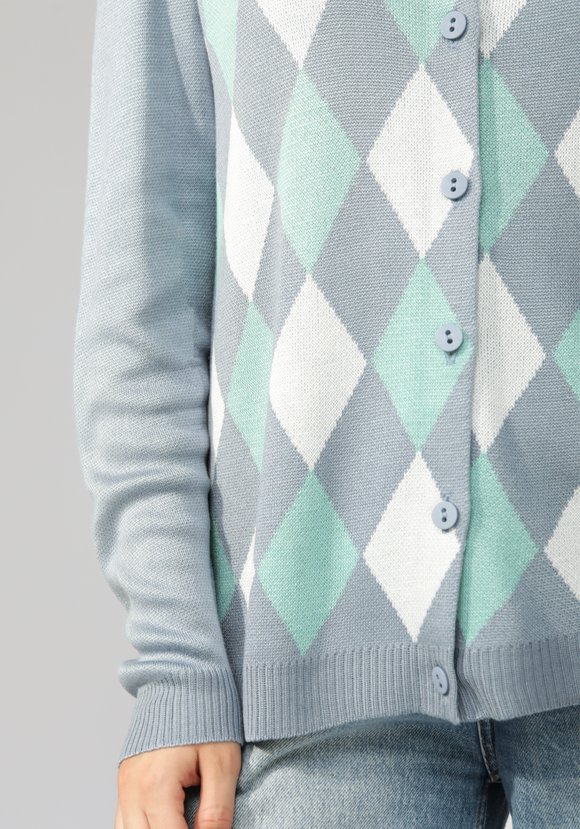 Кардиган с ромбами по полочке и спинке шир.  580, рис. 22