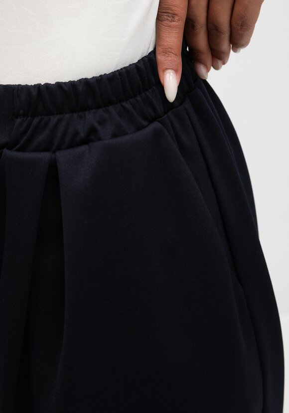 Брюки-бананы с комфортным поясом шир.  580, рис. 11