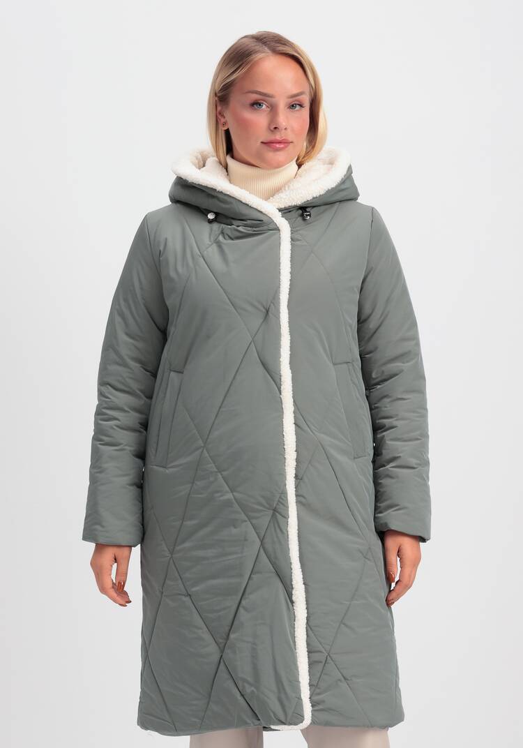 Пальто с меховой опушкой и капюшоном шир.  750, рис. 23