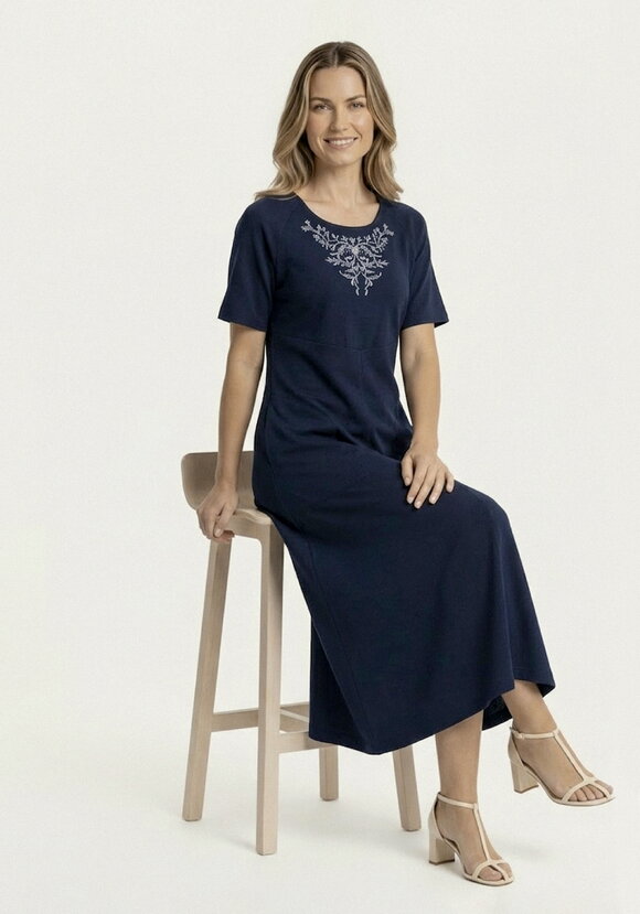 Платье из льна с вышивкой шир.  580, рис. 9