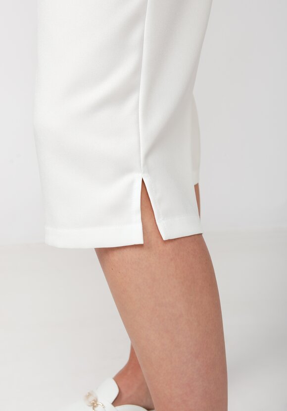 Капри с карманами прямого кроя шир.  580, рис. 12