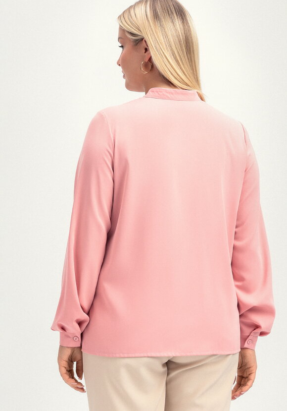 Рубашка с кружевной вставкой на груди шир.  580, рис. 10