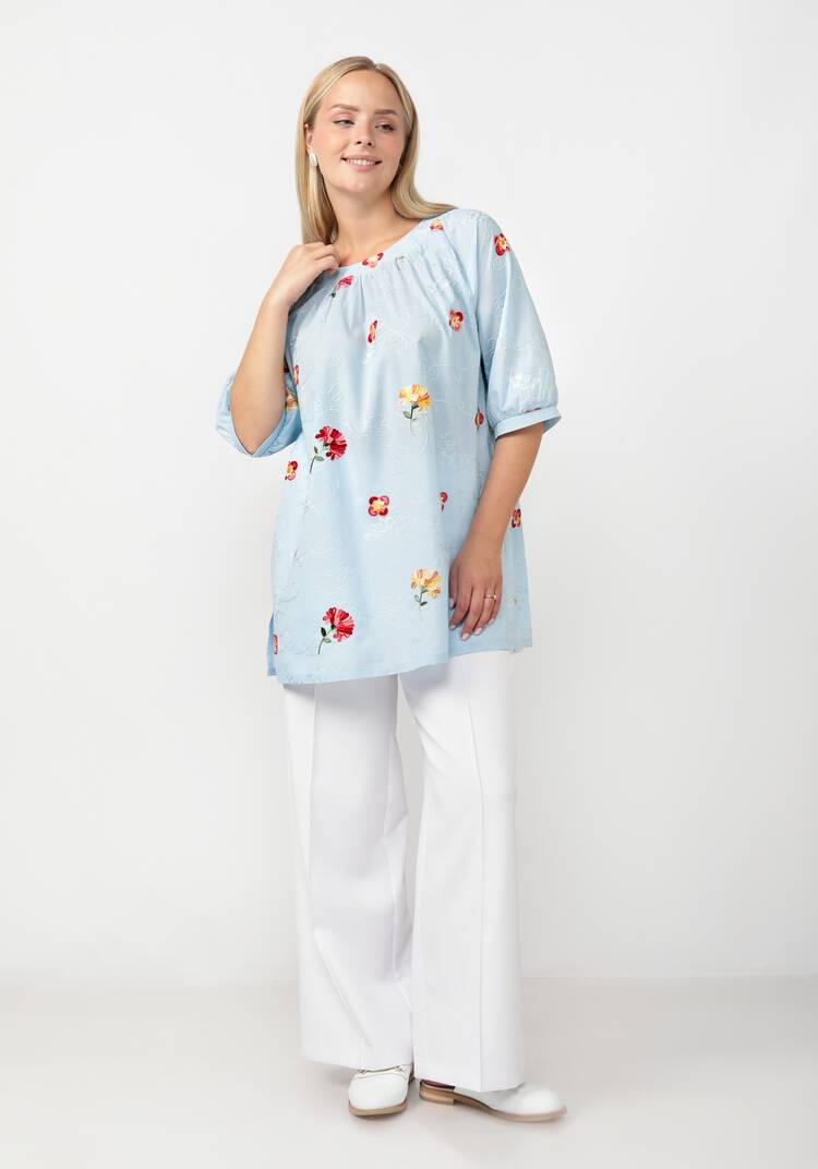 Блуза свободного кроя с цветочной вышивкой шир.  750, рис. 23