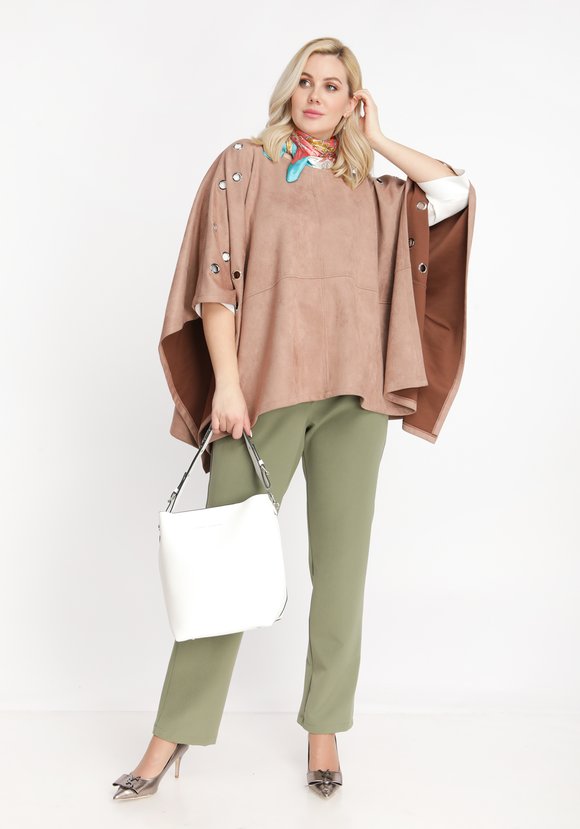 Пончо Королева Галактики шир.  580, рис. 1