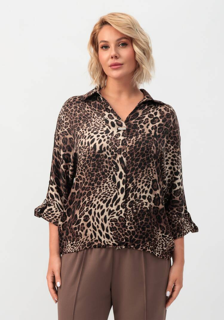 Блуза с патами на рукавах и брошью шир.  750, рис. 22