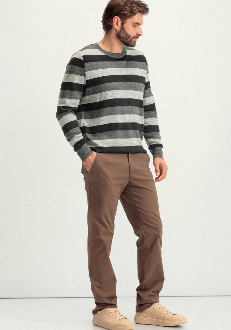 Джемпер с круглым воротом в полоску шир.  750, рис. 9