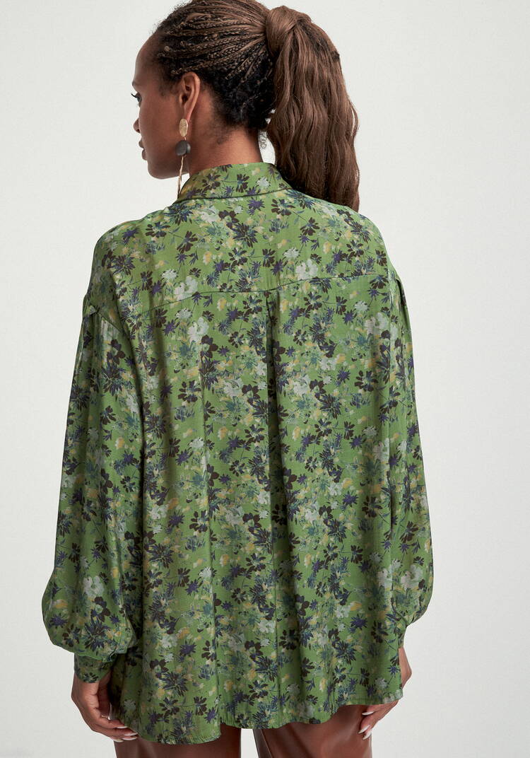 Блуза со сборкой в рельефах шир.  750, рис. 21