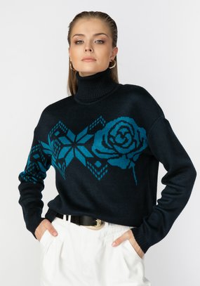 Джемпер с орнаментом по груди и рукаву