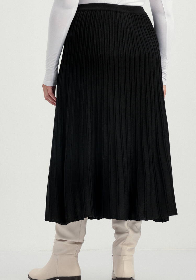 Юбка A-образного силуэта с имитацией плиссе шир.  750, рис. 3