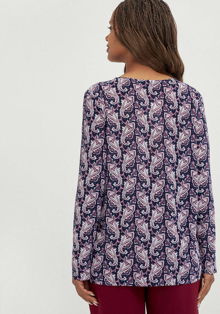 Лонгслив Эмилия шир.  750, рис. 35