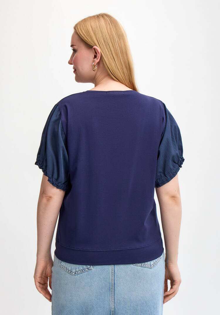 Блуза с ярким принтом и коротким рукавом шир.  750, рис. 37