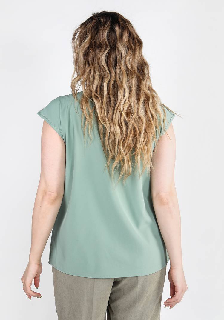 Блуза с декорированным элементом шир.  750, рис. 15