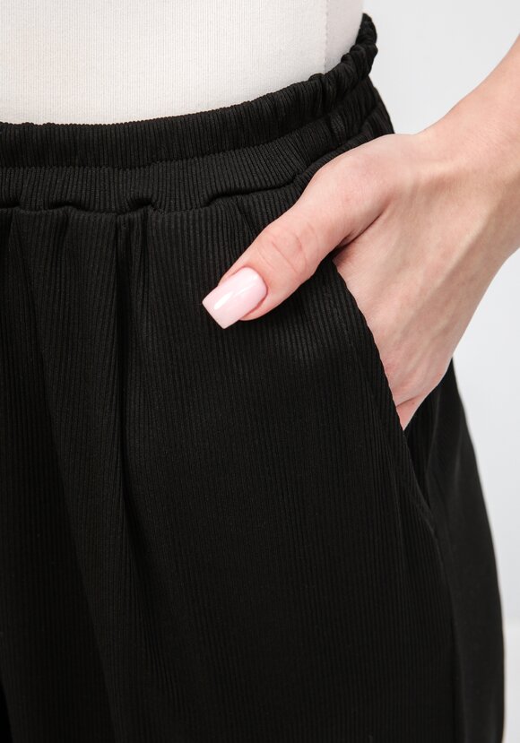 Брюки свободные от бедра с комфортным поясом шир.  580, рис. 17