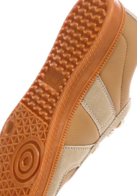 Кроссовки женские Николь шир.  580, рис. 32