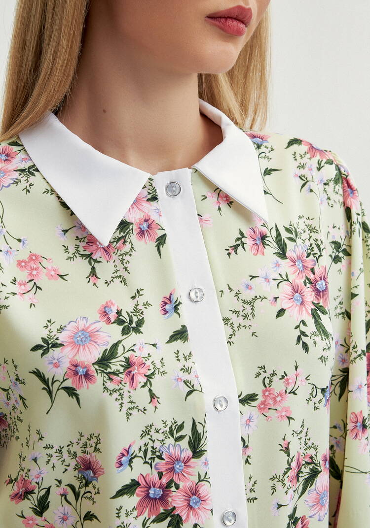 Блуза с контрастным воротникoм шир.  750, рис. 5