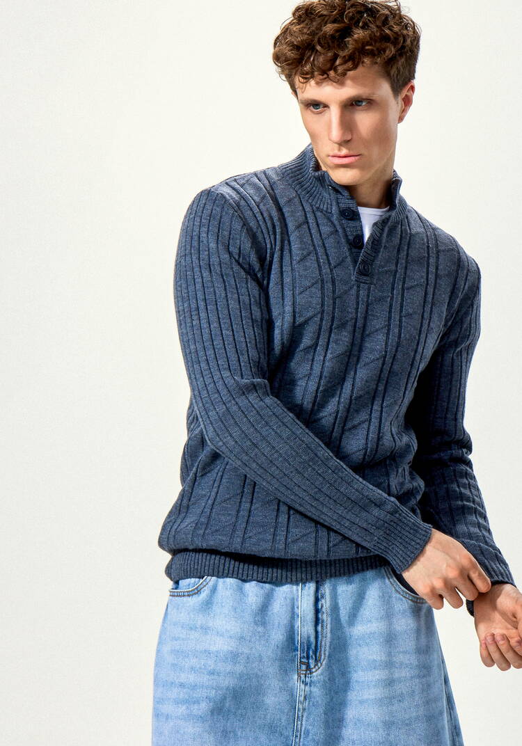 Джемпер с воротом-стойкой и планкой шир.  750, рис. 22