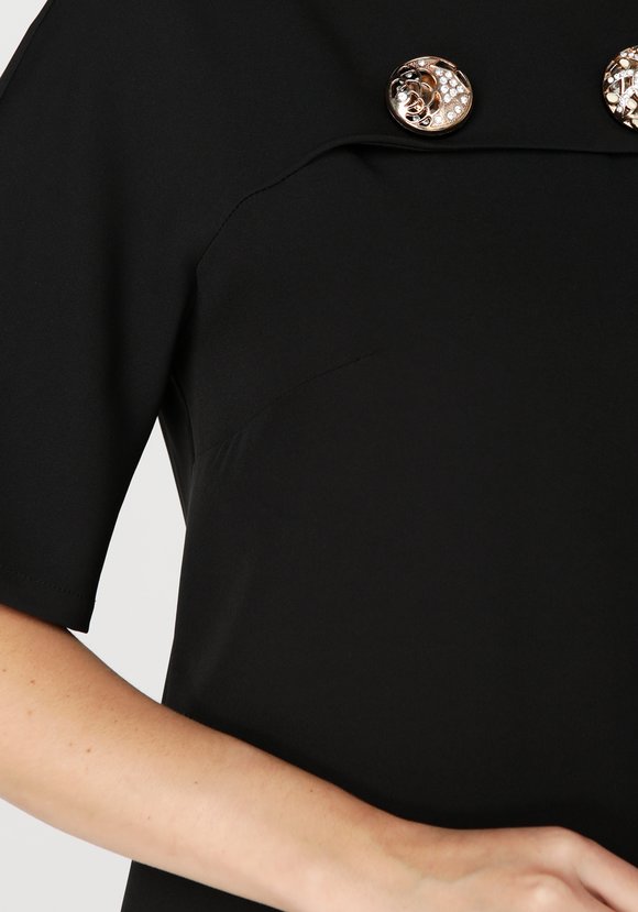 Платье с декором из пуговиц шир.  580, рис. 8