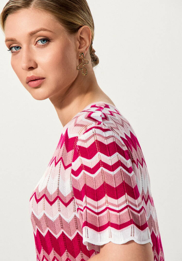 Платье с рисунком морской волны шир.  750, рис. 37